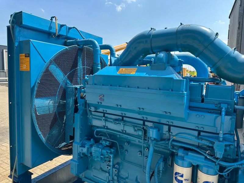 Cummins KTTA 19 G Radiateur Koeler Radiator 700 PK - Двигун в категорії Вантажно-розвантажувальна техніка: фото 3 Cummins KTTA 19 G Radiateur Koeler Radiator 700 PK - Двигун в категорії Вантажно-розвантажувальна техніка: фото 3