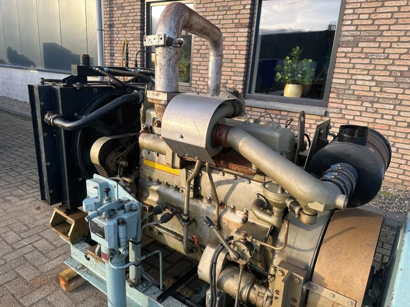 DAF DHTD 825 A 80 kVA noodstroom generatorset aggregaat ex Emergency - Електричний генератор: фото 4 DAF DHTD 825 A 80 kVA noodstroom generatorset aggregaat ex Emergency - Електричний генератор: фото 4