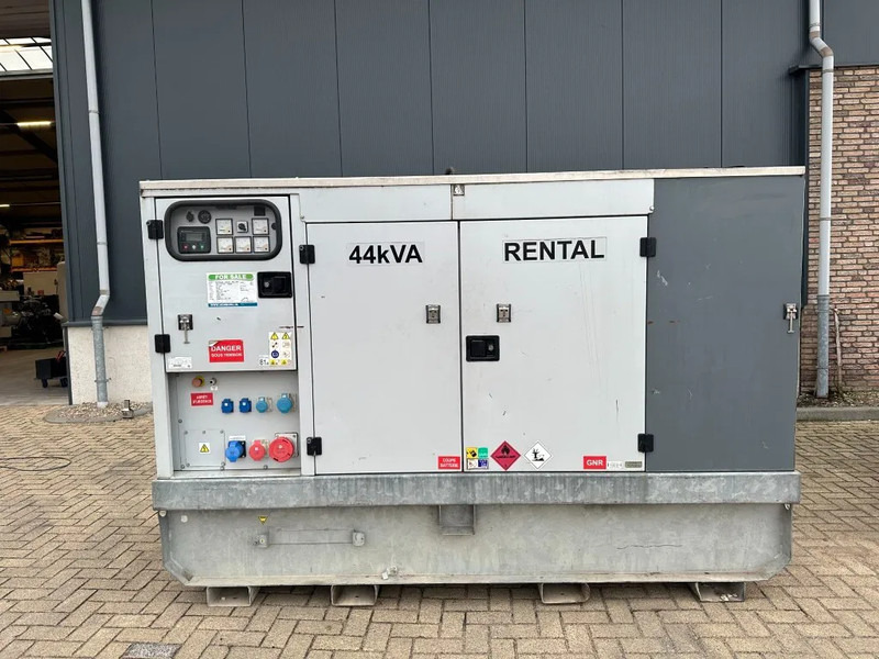 Europower EPUS44TDE Kubota Leroy Somer 44 kVA Supersilent Rental generatorset - Електричний генератор: фото 1 Europower EPUS44TDE Kubota Leroy Somer 44 kVA Supersilent Rental generatorset - Електричний генератор: фото 1
