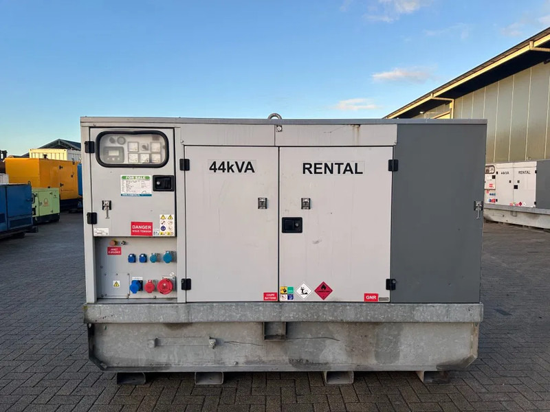 Europower EPUS44TDE Kubota Leroy Somer 44 kVA Supersilent Rental generatorset - Електричний генератор: фото 1 Europower EPUS44TDE Kubota Leroy Somer 44 kVA Supersilent Rental generatorset - Електричний генератор: фото 1