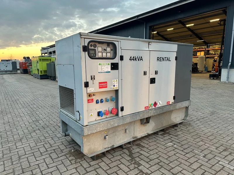 Europower EPUS44TDE Kubota Leroy Somer 44 kVA Supersilent Rental generatorset - Електричний генератор: фото 1 Europower EPUS44TDE Kubota Leroy Somer 44 kVA Supersilent Rental generatorset - Електричний генератор: фото 1