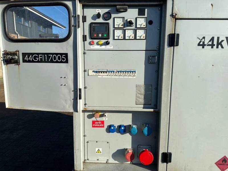 Europower EPUS44TDE Kubota leroy Somer 44 kVA Supersilent Rental generatorset - Електричний генератор: фото 4 Europower EPUS44TDE Kubota leroy Somer 44 kVA Supersilent Rental generatorset - Електричний генератор: фото 4