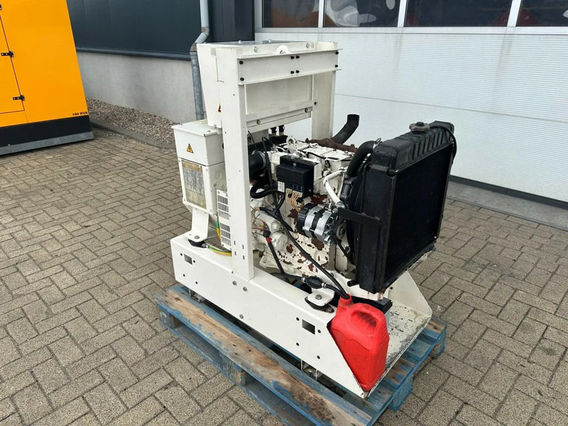 FG Wilson Lister Stamford 11.5 kVA generatorset - Електричний генератор: фото 2 FG Wilson Lister Stamford 11.5 kVA generatorset - Електричний генератор: фото 2