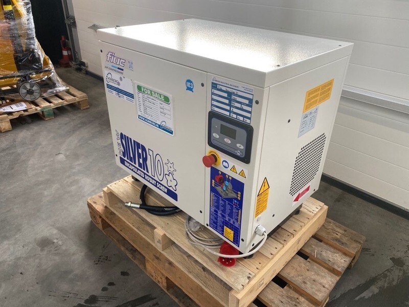 Fiac New Silver 10 Silent 7.5 kW 860 L / min 10 bar Elektrische Schroefcompressor - Повітряний компресор: фото 3 Fiac New Silver 10 Silent 7.5 kW 860 L / min 10 bar Elektrische Schroefcompressor - Повітряний компресор: фото 3