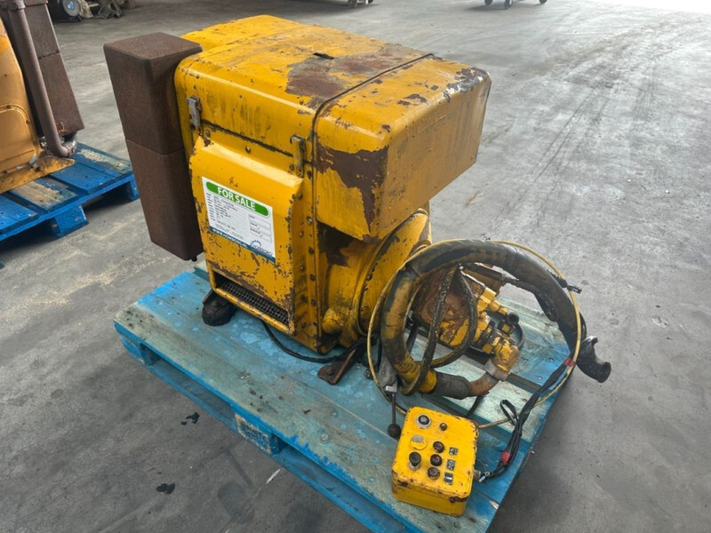 Hatz 2L30C Silent Diesel Motor 19 kW 26 PK met hydrauliekpomp - Двигун в категорії Вантажно-розвантажувальна техніка: фото 1 Hatz 2L30C Silent Diesel Motor 19 kW 26 PK met hydrauliekpomp - Двигун в категорії Вантажно-розвантажувальна техніка: фото 1