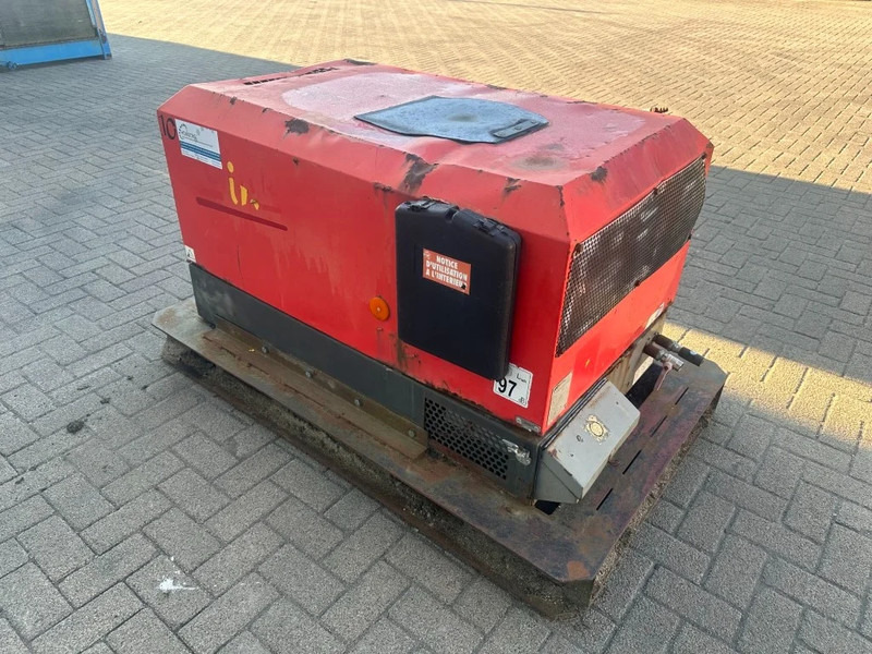 Повітряний компресор Ingersoll Rand 720 R1051SF Kubota D1005 Diesel Compressor 2000 L / min 17.5 kW 8.6 Bar: фото 14