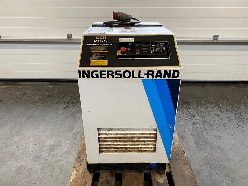 Ingersoll Rand SSR ML 5.5 SSR ML5.5 6 kW 800 L / min 7.5 Bar Elektrische Schroefcompressor - Повітряний компресор: фото 2 Ingersoll Rand SSR ML 5.5 SSR ML5.5 6 kW 800 L / min 7.5 Bar Elektrische Schroefcompressor - Повітряний компресор: фото 2