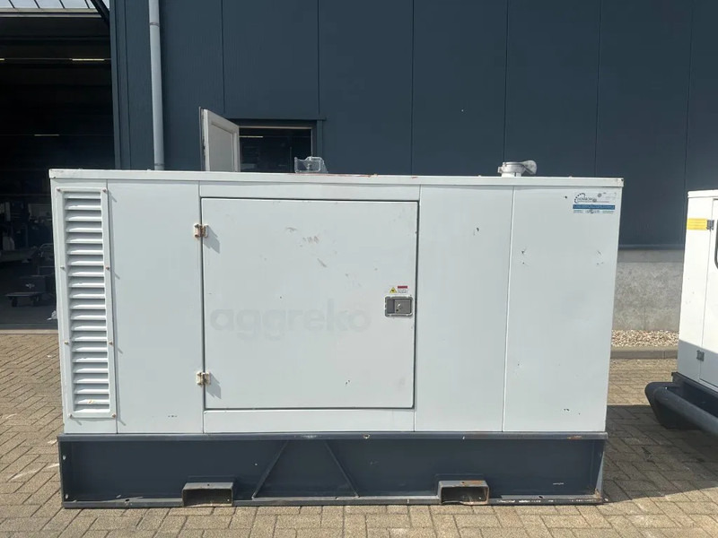 Iveco FPT NEF45 SM1A.A004 Stamford 60 kVA Silent Rental generatorset - Електричний генератор: фото 1 Iveco FPT NEF45 SM1A.A004 Stamford 60 kVA Silent Rental generatorset - Електричний генератор: фото 1