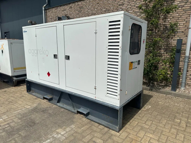 Iveco FPT Stamford 125 kVA Silent Rental generatorset - Електричний генератор: фото 3 Iveco FPT Stamford 125 kVA Silent Rental generatorset - Електричний генератор: фото 3