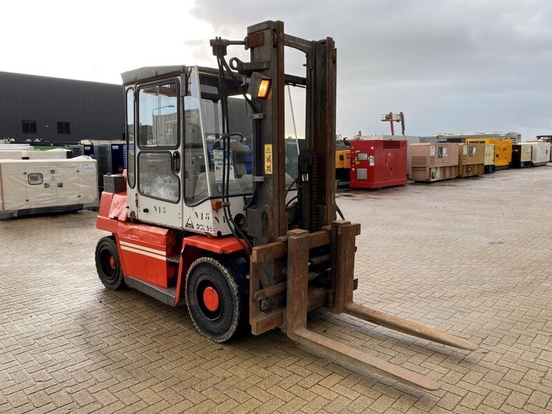 Kalmar DCD 55-6 6 ton Perkins Diesel Sideshift Positioner Freelift Heftruck - Дизельний навантажувач: фото 4 Kalmar DCD 55-6 6 ton Perkins Diesel Sideshift Positioner Freelift Heftruck - Дизельний навантажувач: фото 4