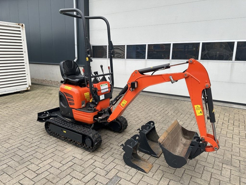 Kubota U10-3 Minigraver Diesel Graafmachine 2021 ! 690 uur ! As New ! - Міні-екскаватор: фото 5 Kubota U10-3 Minigraver Diesel Graafmachine 2021 ! 690 uur ! As New ! - Міні-екскаватор: фото 5