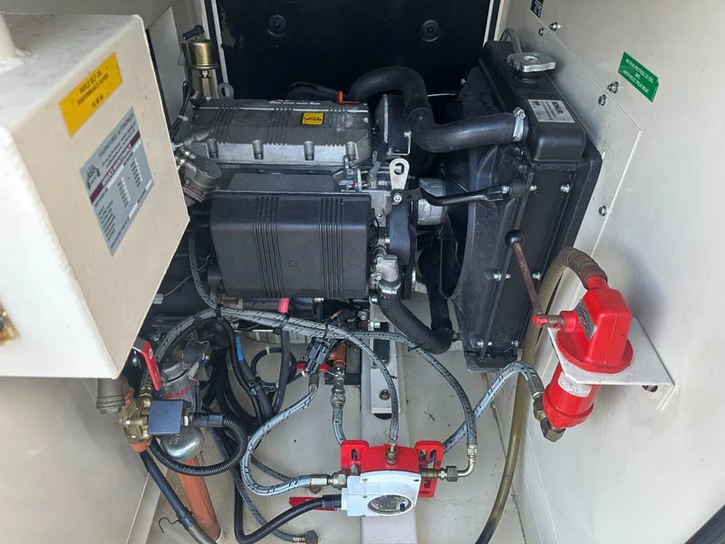 Lombardini LDW 1003 Mecc Alte Spa 7 kVA Supersilent noodstroom generatorset - Електричний генератор: фото 4 Lombardini LDW 1003 Mecc Alte Spa 7 kVA Supersilent noodstroom generatorset - Електричний генератор: фото 4