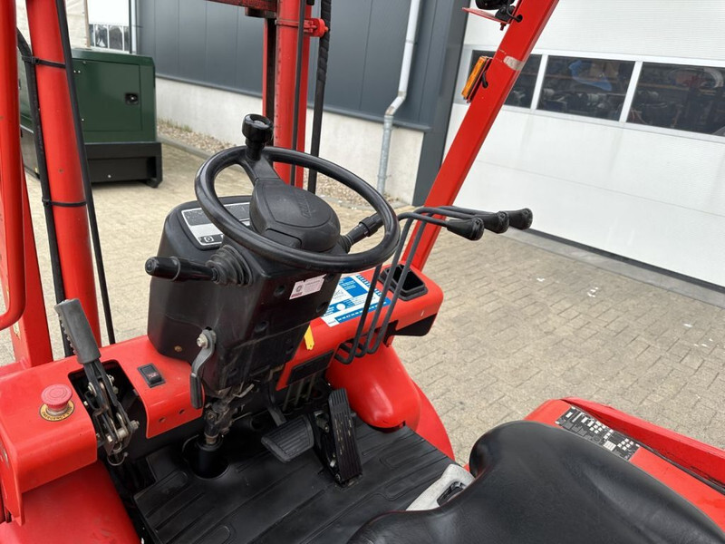 Manitou ME425-80V 2.5 ton Triplex Freelift Sideshift Elektra Heftruck - Електронавантажувач: фото 5 Manitou ME425-80V 2.5 ton Triplex Freelift Sideshift Elektra Heftruck - Електронавантажувач: фото 5