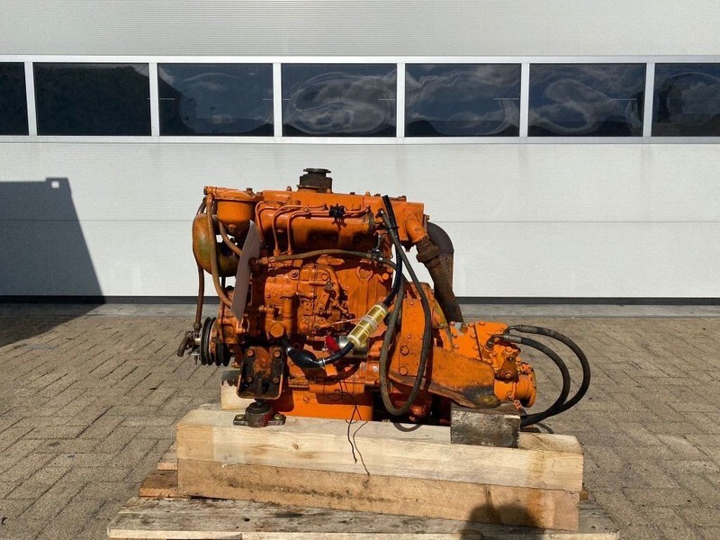 Mitsubishi S3E-2 25 PK Marine Diesel Motor met keerkoppeling - Двигун: фото 1 Mitsubishi S3E-2 25 PK Marine Diesel Motor met keerkoppeling - Двигун: фото 1