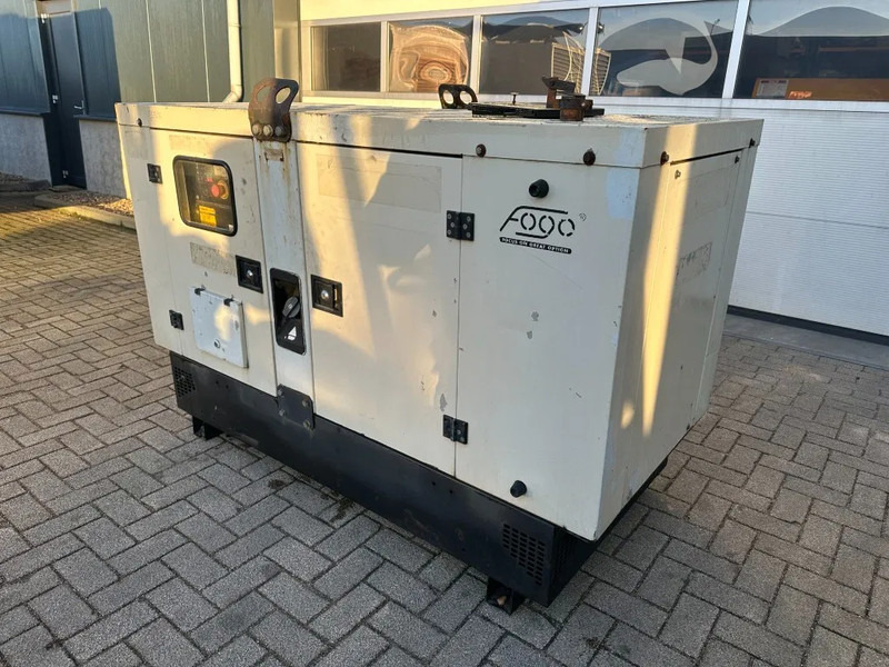 Mitsubishi S4Q Fogo Mecc Alte Spa 20 kVA Silent generatorset - Електричний генератор: фото 4 Mitsubishi S4Q Fogo Mecc Alte Spa 20 kVA Silent generatorset - Електричний генератор: фото 4