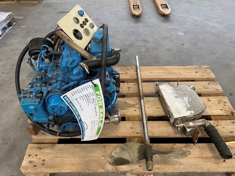 Mitsubishi Solé L2E 11 PK diesel marine motor met keerkoppeling - Двигун: фото 3 Mitsubishi Solé L2E 11 PK diesel marine motor met keerkoppeling - Двигун: фото 3