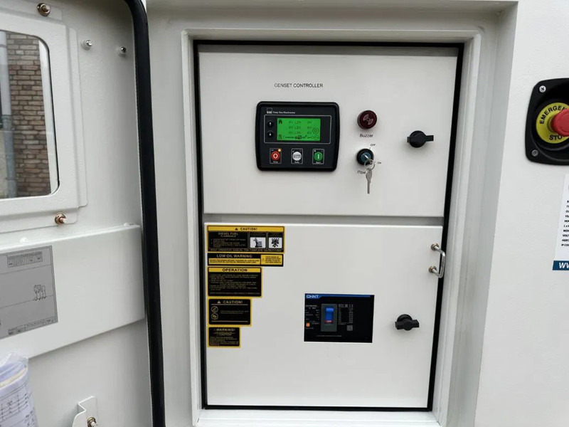 Perkins 1104C-44TAG2 Leroy Somer 110 kVA Silent generatorset LOADSHARING / SYNCHRONISING TO GRID - Електричний генератор: фото 4 Perkins 1104C-44TAG2 Leroy Somer 110 kVA Silent generatorset LOADSHARING / SYNCHRONISING TO GRID - Електричний генератор: фото 4