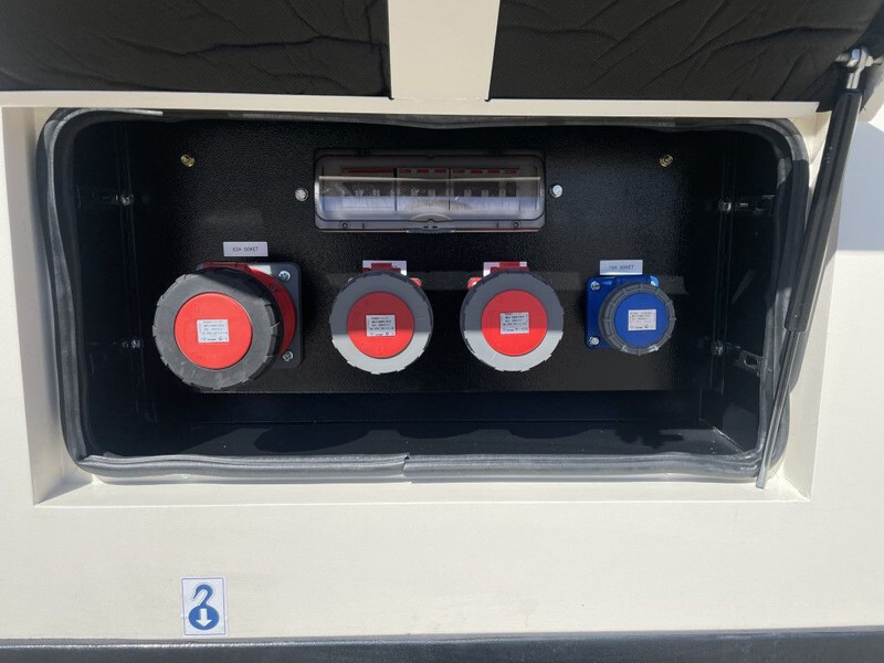 Новий Електричний генератор Perkins Nieuwe K-Line 66 kVA silent Rental Version!: фото 5