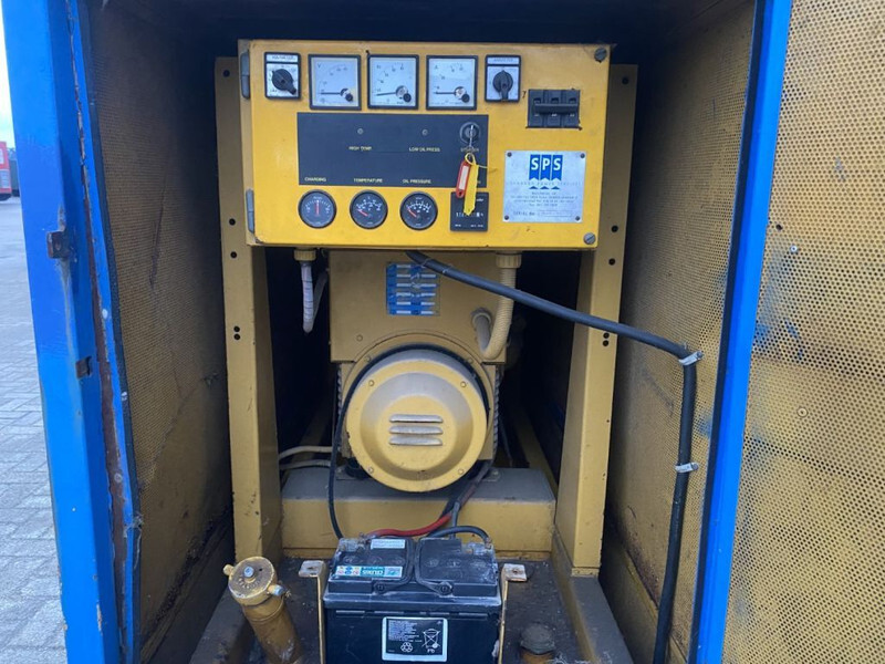 Perkins Stamford 16 kVA Silent generatorset - Електричний генератор: фото 2 Perkins Stamford 16 kVA Silent generatorset - Електричний генератор: фото 2