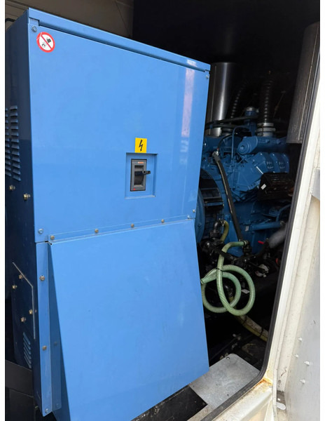 SDMO MTU 12V 2000 Leroy Somer 910 kVA Silent generatorset in 20 ft container - Електричний генератор: фото 5 SDMO MTU 12V 2000 Leroy Somer 910 kVA Silent generatorset in 20 ft container - Електричний генератор: фото 5