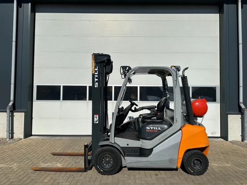 Still RX70-25 T 2.5 ton Duplex Sideshift LPG Heftruck 2020 - Газовий навантажувач: фото 1 Still RX70-25 T 2.5 ton Duplex Sideshift LPG Heftruck 2020 - Газовий навантажувач: фото 1