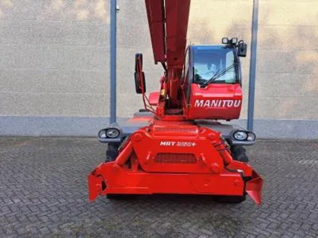 Manitou MRT 2150+ Privilege All-Terrain Rotating Telehandler (2015) - Навантажувач телескопічний: фото 2 Manitou MRT 2150+ Privilege All-Terrain Rotating Telehandler (2015) - Навантажувач телескопічний: фото 2