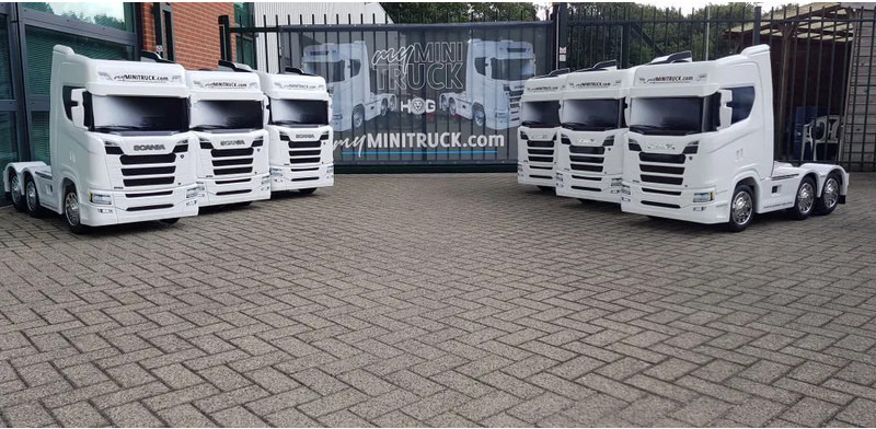 Scania 770ST V8 NGS SCANIA S770 - Тягач: фото 2 Scania 770ST V8 NGS SCANIA S770 - Тягач: фото 2