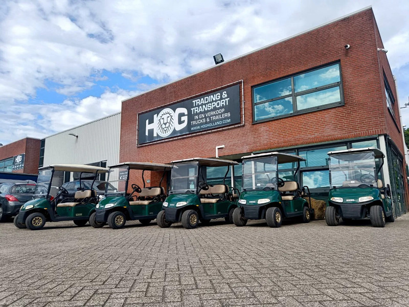 Ez-go 2+2 RXV - Гольф-кар: фото 1 Ez-go 2+2 RXV - Гольф-кар: фото 1