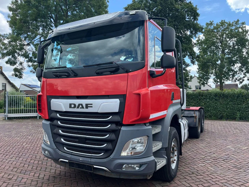 DAF CF 530 FAT intarder - Вантажівка з закритим кузовом: фото 2 DAF CF 530 FAT intarder - Вантажівка з закритим кузовом: фото 2