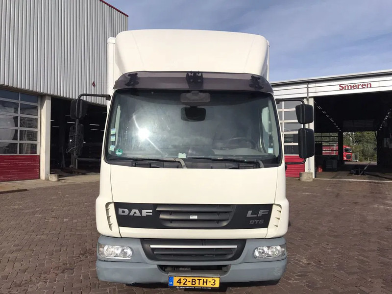 DAF LF 45 12.220 EURO 5 EEV - Вантажівка з закритим кузовом: фото 2 DAF LF 45 12.220 EURO 5 EEV - Вантажівка з закритим кузовом: фото 2