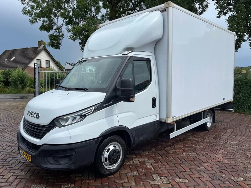 Iveco Daily 35C16 Achterdeuren (15 diverse modellen op voorraad) - Фургон з закритим кузовом, Вантажопасажирський фургон: фото 1 Iveco Daily 35C16 Achterdeuren (15 diverse modellen op voorraad) - Фургон з закритим кузовом, Вантажопасажирський фургон: фото 1
