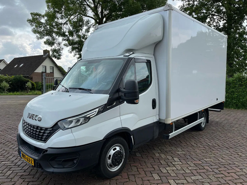 Iveco Daily 35C16 Achterdeuren (15 diverse modellen op voorraad) - Фургон з закритим кузовом, Вантажопасажирський фургон: фото 1 Iveco Daily 35C16 Achterdeuren (15 diverse modellen op voorraad) - Фургон з закритим кузовом, Вантажопасажирський фургон: фото 1