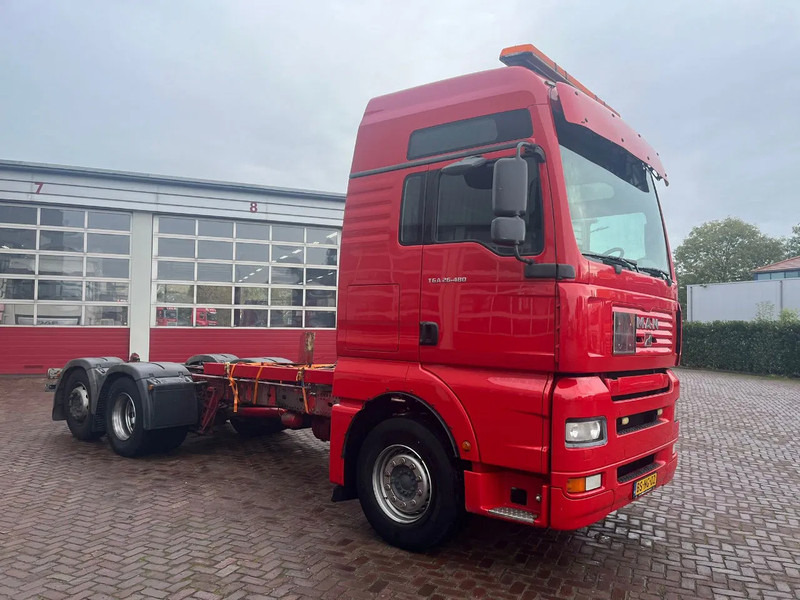 MAN 17 TGA 26.480 EURO 3 MANUAL - Вантажівка шасі: фото 3 MAN 17 TGA 26.480 EURO 3 MANUAL - Вантажівка шасі: фото 3