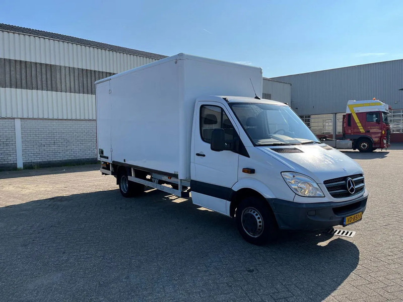 Mercedes-Benz Sprinter 513 2.2 CDI - Фургон з закритим кузовом, Вантажопасажирський фургон: фото 5 Mercedes-Benz Sprinter 513 2.2 CDI - Фургон з закритим кузовом, Вантажопасажирський фургон: фото 5