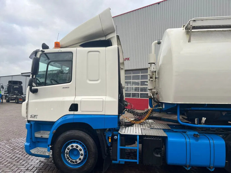 DAF CF 440 FT EURO 6 WITH BULK COMPRESSOR - Тягач: фото 4 DAF CF 440 FT EURO 6 WITH BULK COMPRESSOR - Тягач: фото 4
