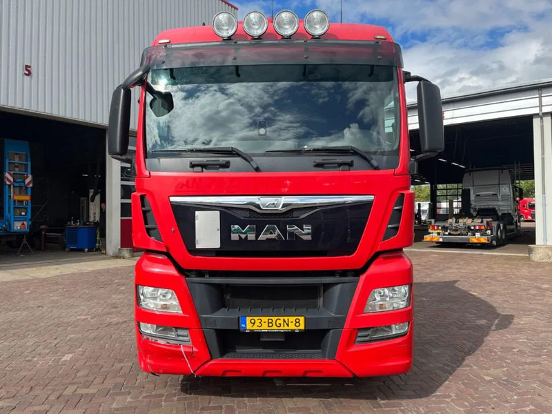 MAN TGX 18.400 EURO 6 - Тягач: фото 2 MAN TGX 18.400 EURO 6 - Тягач: фото 2