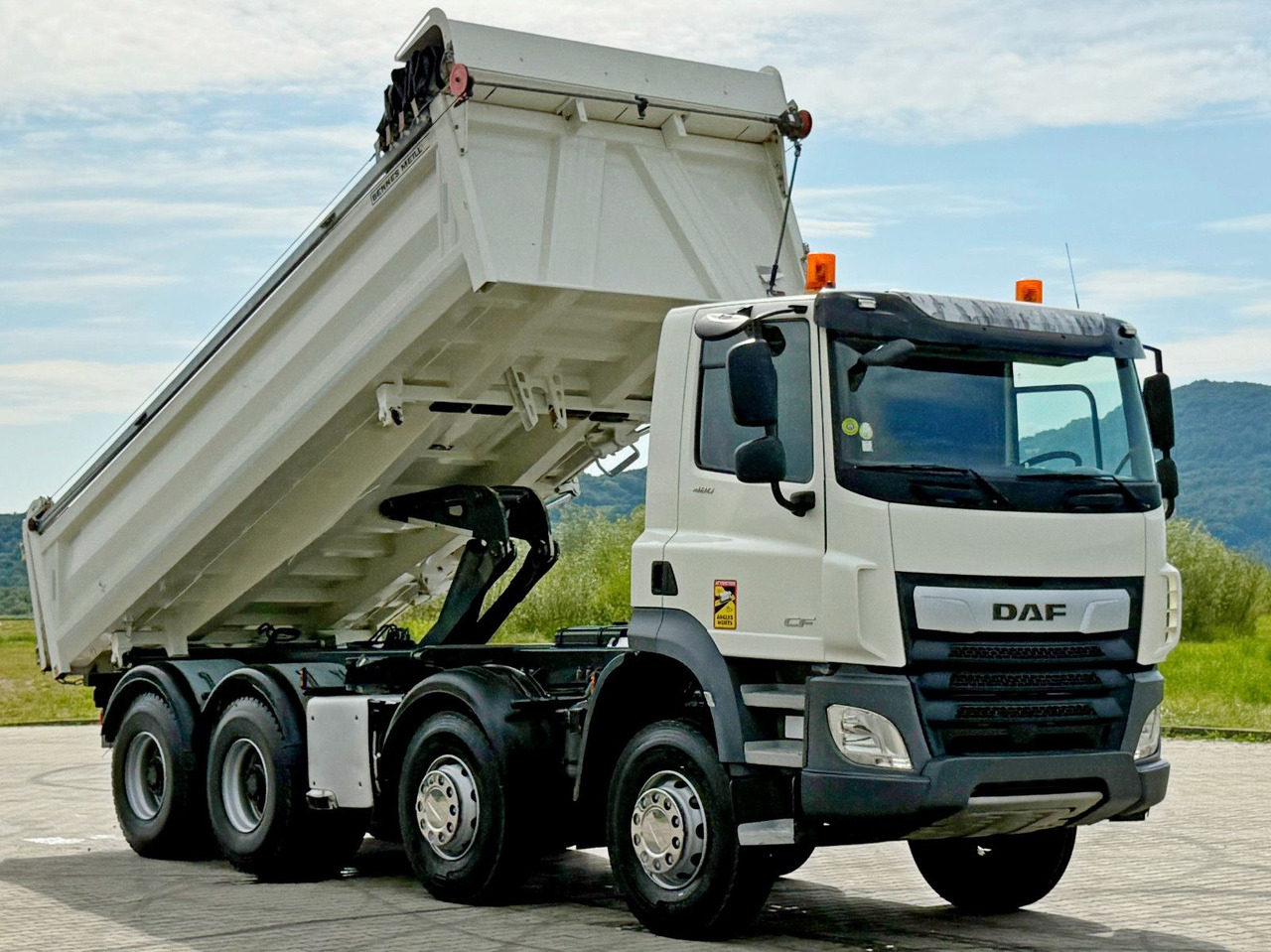 DAF CF 480 * Kipper 6,00 m + BORDMATIC/ 8x4 * TOP - Самоскид вантажівка, Вантажівка з маніпулятором: фото 4 DAF CF 480 * Kipper 6,00 m + BORDMATIC/ 8x4 * TOP - Самоскид вантажівка, Вантажівка з маніпулятором: фото 4