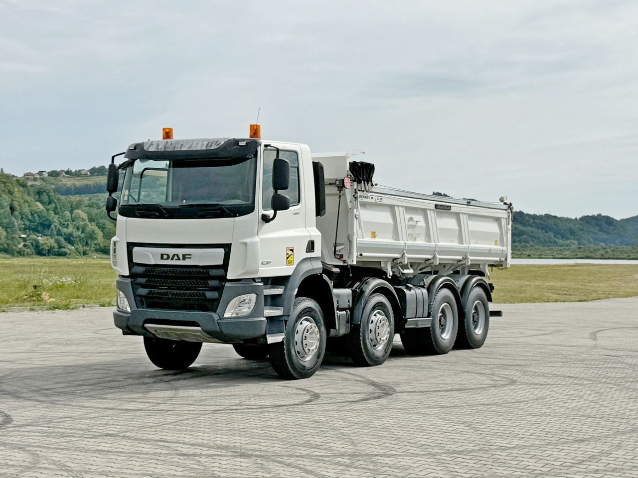 DAF CF 480 * Kipper 6,00 m + BORDMATIC/ 8x4 * TOP - Самоскид вантажівка, Вантажівка з маніпулятором: фото 1 DAF CF 480 * Kipper 6,00 m + BORDMATIC/ 8x4 * TOP - Самоскид вантажівка, Вантажівка з маніпулятором: фото 1