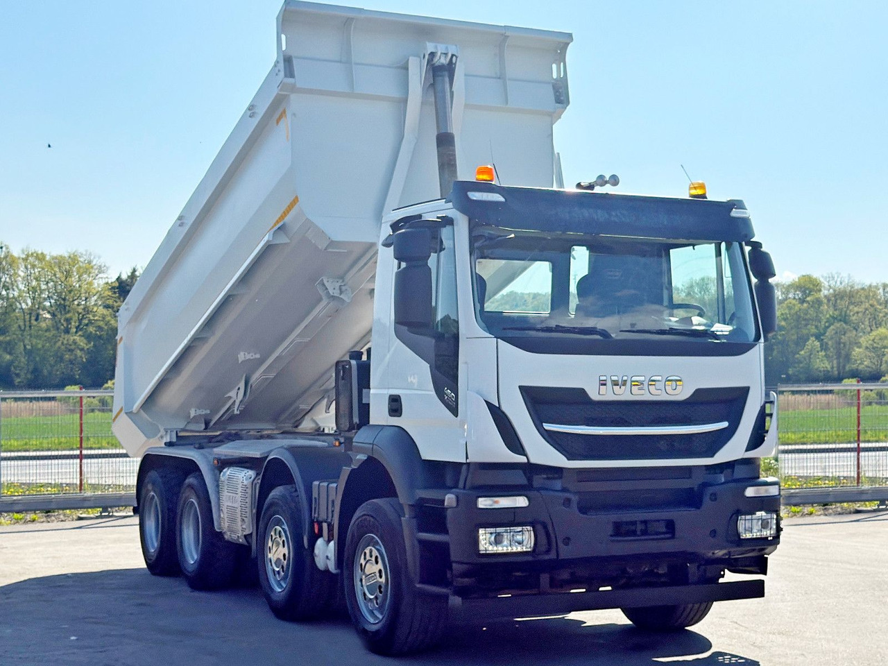 Iveco STRALIS X - WAY 460 * KIPPER * 8x4 * TOPZUSTAND - Самоскид вантажівка: фото 3 Iveco STRALIS X - WAY 460 * KIPPER * 8x4 * TOPZUSTAND - Самоскид вантажівка: фото 3