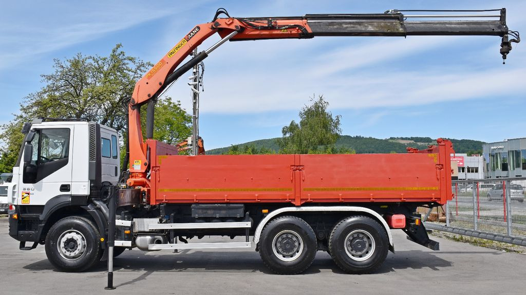 Iveco TRAKKER 360 * Kipper 5,60m* KRAN /FUNK * 6x4 Iveco TRAKKER 360 * Kipper 5,60m* KRAN /FUNK * 6x4 - Вантажівка з маніпулятором, Самоскид вантажівка: фото 5 Iveco TRAKKER 360 * Kipper 5,60m* KRAN /FUNK * 6x4 Iveco TRAKKER 360 * Kipper 5,60m* KRAN /FUNK * 6x4 - Вантажівка з маніпулятором, Самоскид вантажівка: фото 5