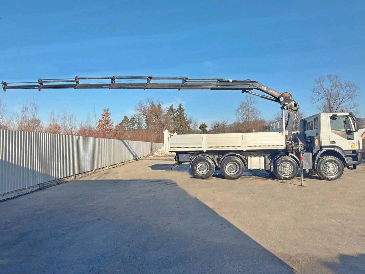 Iveco TRAKKER * HIAB 211 E - 6 HIDUO+ FUNK / 8x4 *TOP - Самоскид вантажівка, Вантажівка з маніпулятором: фото 5 Iveco TRAKKER * HIAB 211 E - 6 HIDUO+ FUNK / 8x4 *TOP - Самоскид вантажівка, Вантажівка з маніпулятором: фото 5