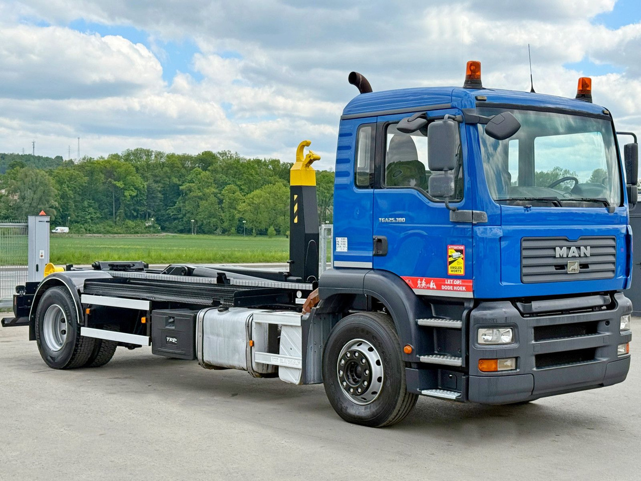 MAN TGA 18.310 Abrollkipper * Top Zustand! MAN TGA 18.310 Abrollkipper * Top Zustand! - Гаковий мультиліфт вантажівка: фото 3 MAN TGA 18.310 Abrollkipper * Top Zustand! MAN TGA 18.310 Abrollkipper * Top Zustand! - Гаковий мультиліфт вантажівка: фото 3
