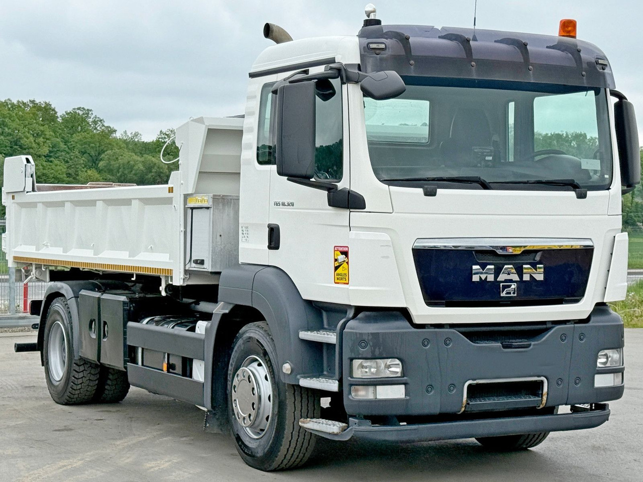 MAN TGS 18.320 * KIPPER 4,95m + BORDMATIC*TOPZUSTAND - Самоскид вантажівка, Вантажівка з маніпулятором: фото 5 MAN TGS 18.320 * KIPPER 4,95m + BORDMATIC*TOPZUSTAND - Самоскид вантажівка, Вантажівка з маніпулятором: фото 5