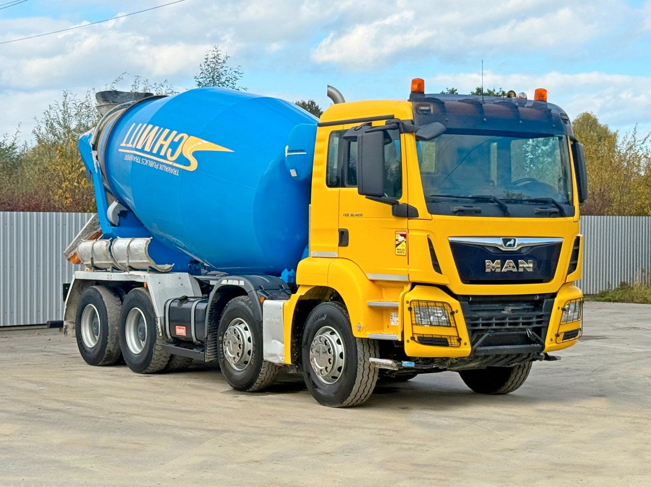 MAN TGS 32.420 * BETONMISCHER / 8x4 - Автобетонозмішувач: фото 1 MAN TGS 32.420 * BETONMISCHER / 8x4 - Автобетонозмішувач: фото 1