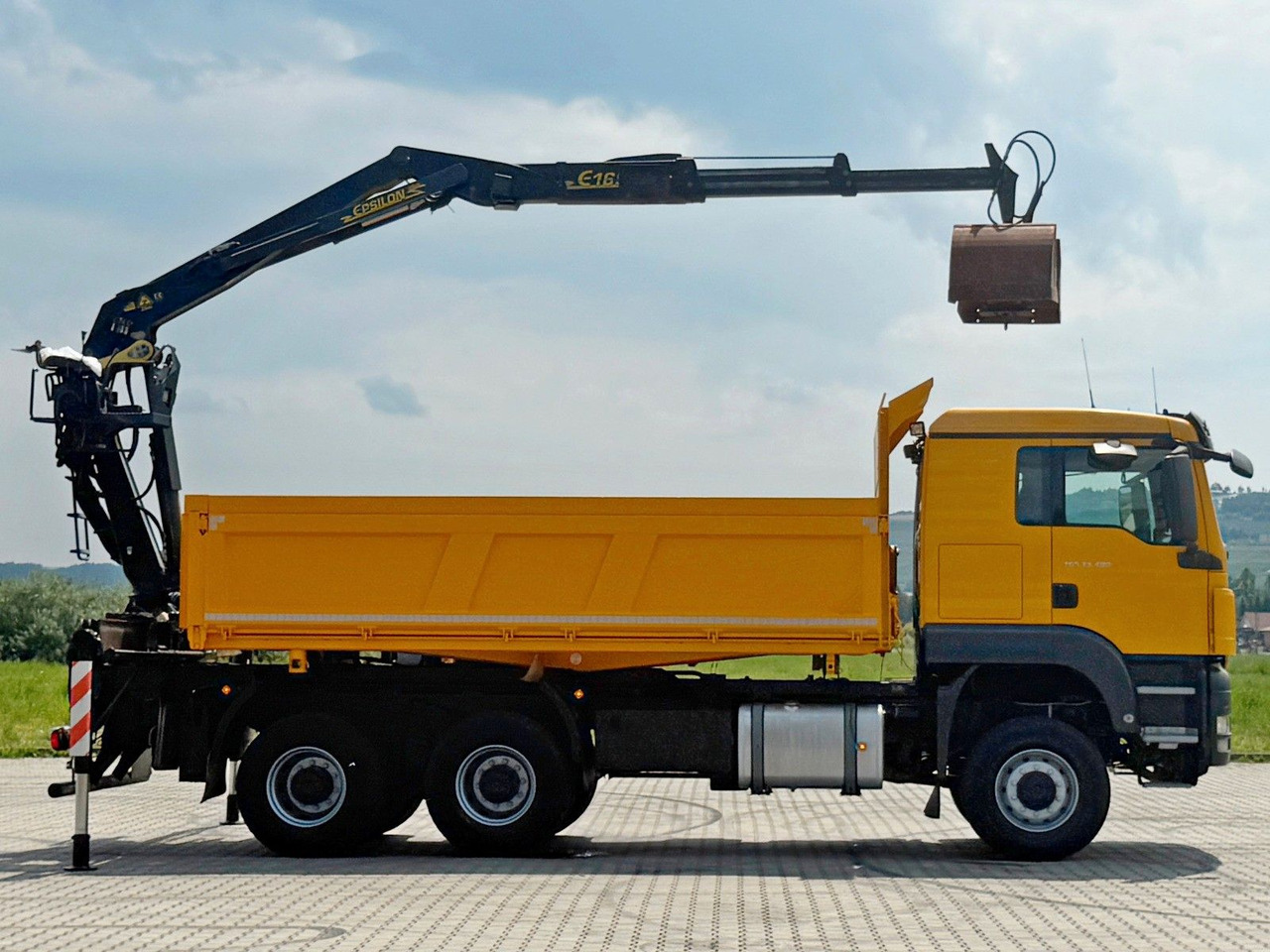 MAN TGS 33.480*KIPPER 5,10m * EPSILON E165Z76* 6x6 MAN TGS 33.480*KIPPER 5,10m * EPSILON E165Z76* 6x6 - Вантажівка з маніпулятором, Самоскид вантажівка: фото 5 MAN TGS 33.480*KIPPER 5,10m * EPSILON E165Z76* 6x6 MAN TGS 33.480*KIPPER 5,10m * EPSILON E165Z76* 6x6 - Вантажівка з маніпулятором, Самоскид вантажівка: фото 5