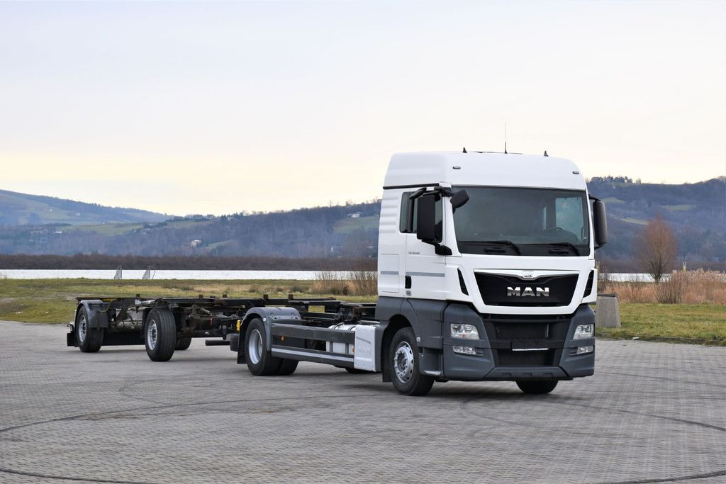 MAN TGX 18.440 Fahrgestell 7,00m + Anhänger 6,90m MAN TGX 18.440 Fahrgestell 7,00m + Anhänger 6,90m - Вантажівка шасі, Вантажівка з маніпулятором: фото 1 MAN TGX 18.440 Fahrgestell 7,00m + Anhänger 6,90m MAN TGX 18.440 Fahrgestell 7,00m + Anhänger 6,90m - Вантажівка шасі, Вантажівка з маніпулятором: фото 1