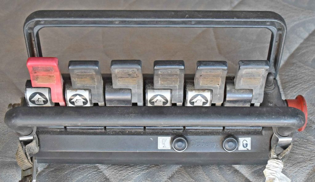 Вантажівка з маніпулятором, Тягач Mercedes-Benz ACTROS 1844 * Sattelzugmaschine *HIAB 330-5/FUNK: фото 13