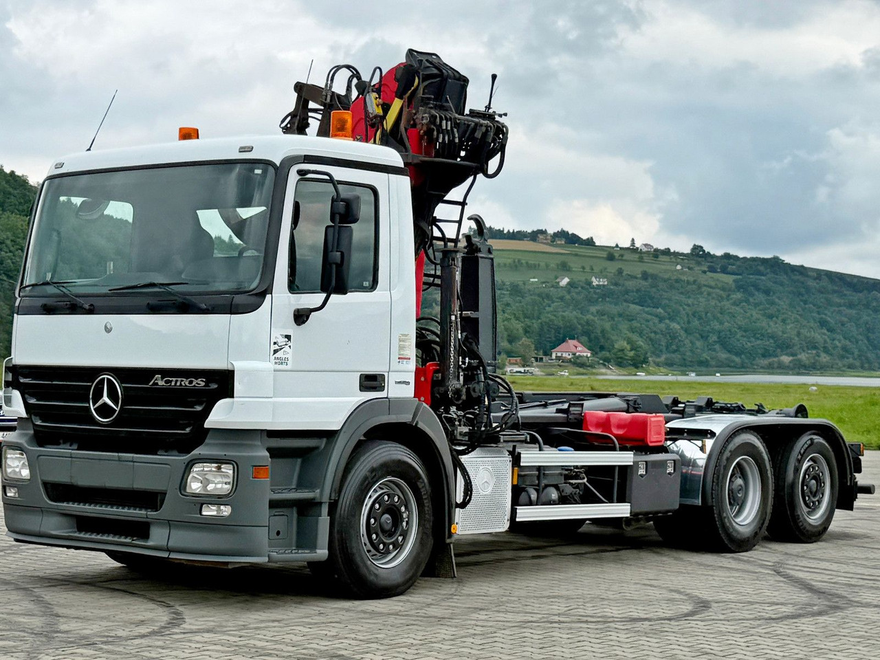 Mercedes-Benz ACTROS 2541 * ABROLLKIPPER * EPSILON E140Z81*TOP - Гаковий мультиліфт вантажівка, Вантажівка з маніпулятором: фото 4 Mercedes-Benz ACTROS 2541 * ABROLLKIPPER * EPSILON E140Z81*TOP - Гаковий мультиліфт вантажівка, Вантажівка з маніпулятором: фото 4