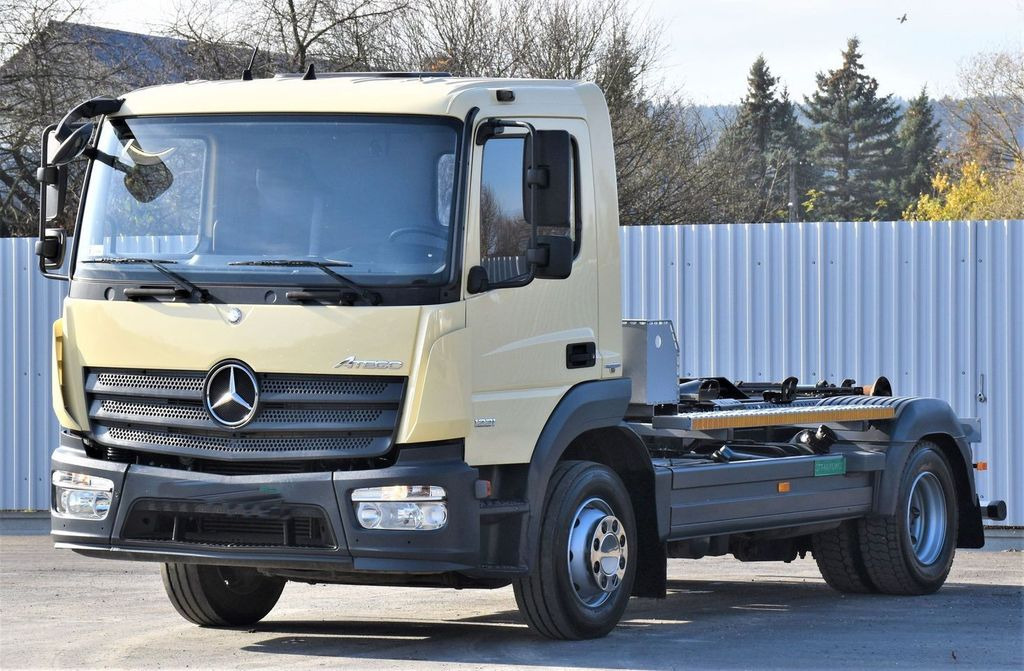 Mercedes-Benz ATEGO 1221 * ABROLLKIPPER * TOPZUSTAND Mercedes-Benz ATEGO 1221 * ABROLLKIPPER * TOPZUSTAND - Гаковий мультиліфт вантажівка, Вантажівка з маніпулятором: фото 4 Mercedes-Benz ATEGO 1221 * ABROLLKIPPER * TOPZUSTAND Mercedes-Benz ATEGO 1221 * ABROLLKIPPER * TOPZUSTAND - Гаковий мультиліфт вантажівка, Вантажівка з маніпулятором: фото 4