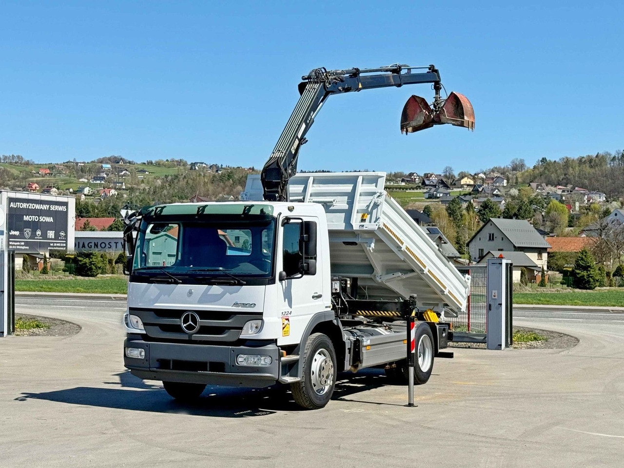 Mercedes-Benz ATEGO 1224 * KIPPER 4,00 m * HIAB 077 BS - 2 DUO - Вантажівка з маніпулятором: фото 2 Mercedes-Benz ATEGO 1224 * KIPPER 4,00 m * HIAB 077 BS - 2 DUO - Вантажівка з маніпулятором: фото 2